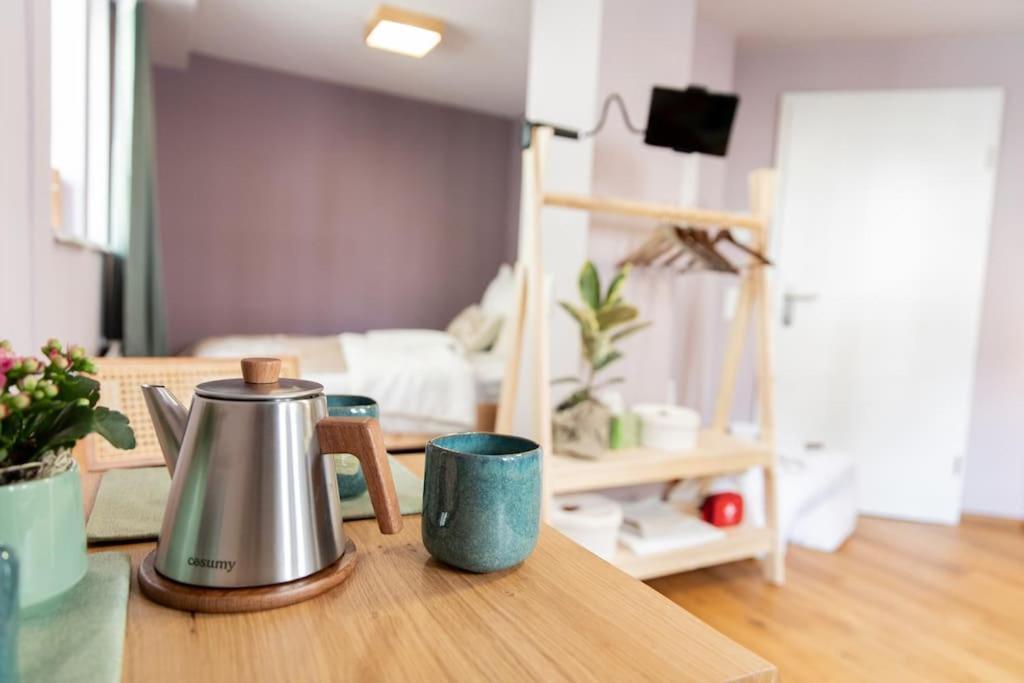 Altstadt Apartment Am Dom Wetzlar, 1 Zi, Kueche, Bad Mit Parkplatz Am Grundstueck מראה חיצוני תמונה