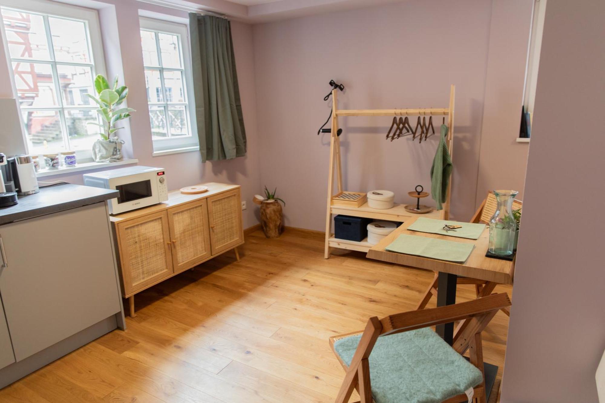 Altstadt Apartment Am Dom Wetzlar, 1 Zi, Kueche, Bad Mit Parkplatz Am Grundstueck מראה חיצוני תמונה