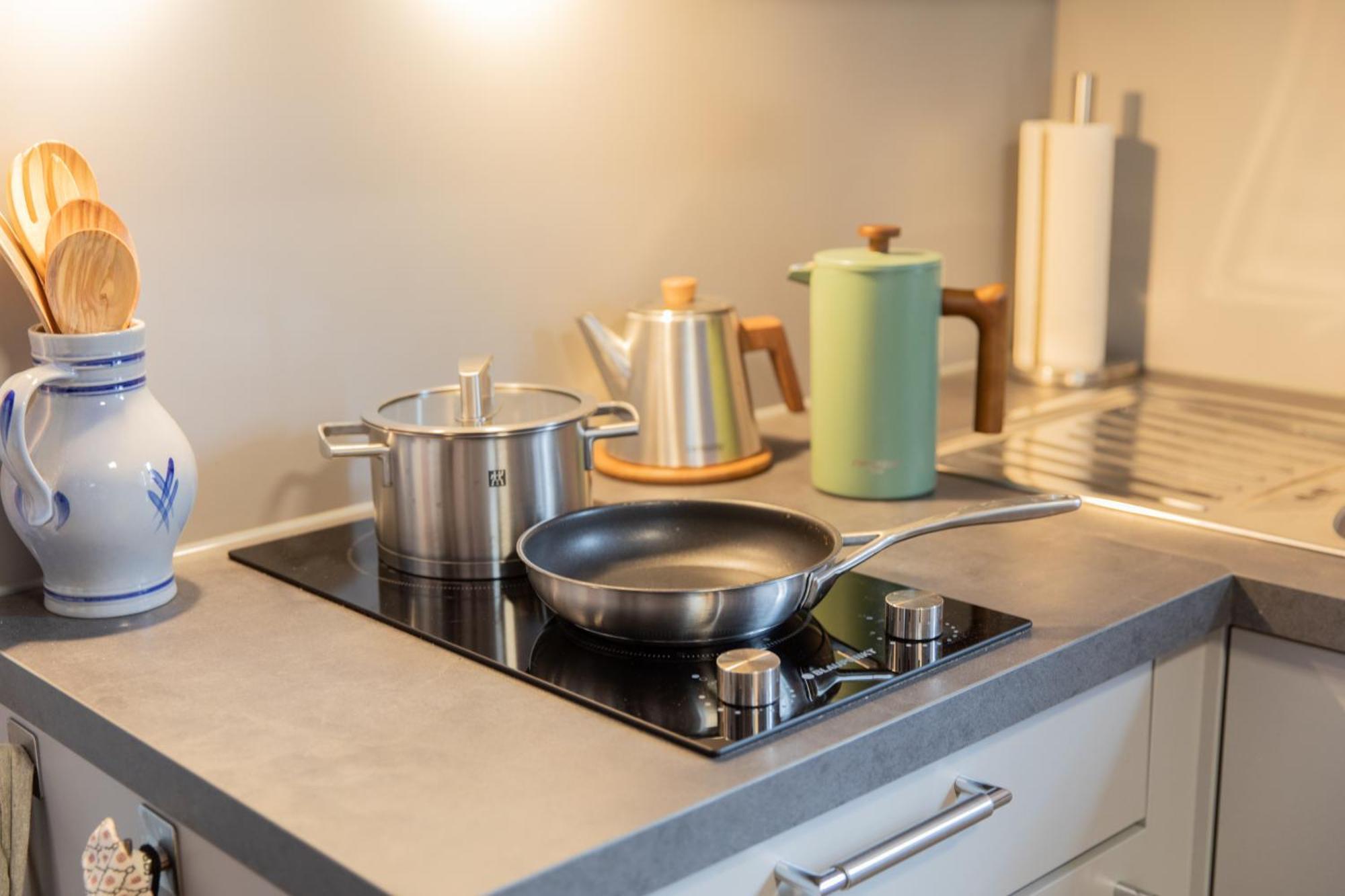Altstadt Apartment Am Dom Wetzlar, 1 Zi, Kueche, Bad Mit Parkplatz Am Grundstueck מראה חיצוני תמונה